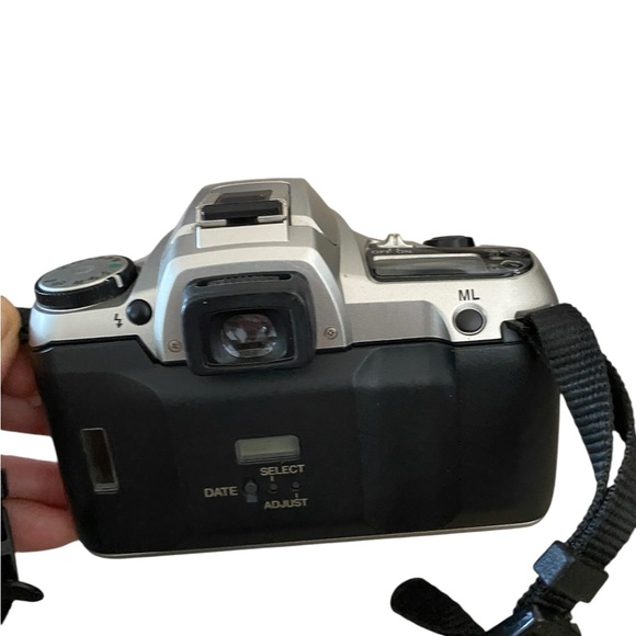 Pentax ZX-30 Black Silver Digital Camera upgraded
w/ Zx30QD kit ppw case gift - Picture 10 of 13